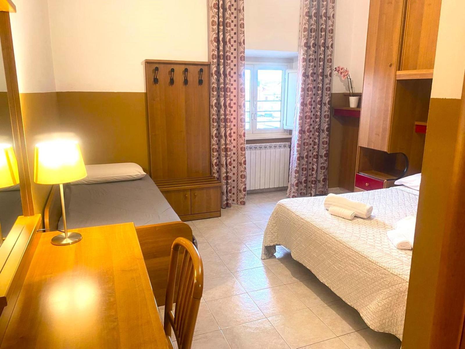 Pensión Now Rome-address Via Palestro,56- Breakfast Included Roma