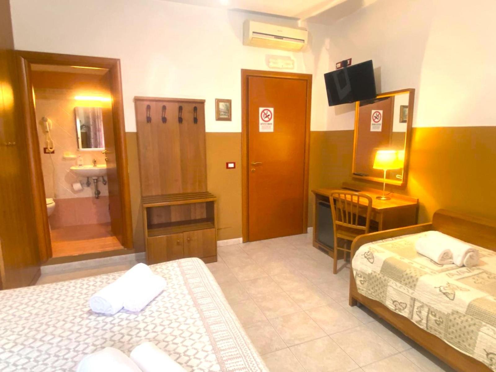 Pensión Now Rome-address Via Palestro,56- Breakfast Included *